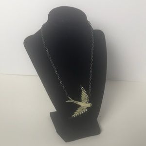 Sparrow necklace